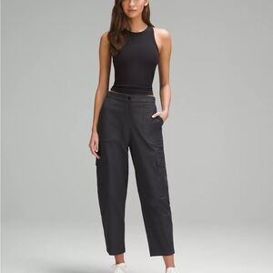 Lululemon Light Utilitech Cargo Pocket High-Rise Pant -29